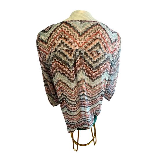 EYESHADOW PATTERENED SHEERV NECK BLOUSE WOMENS PLUS SIZE 1X - Picture 2 of 10